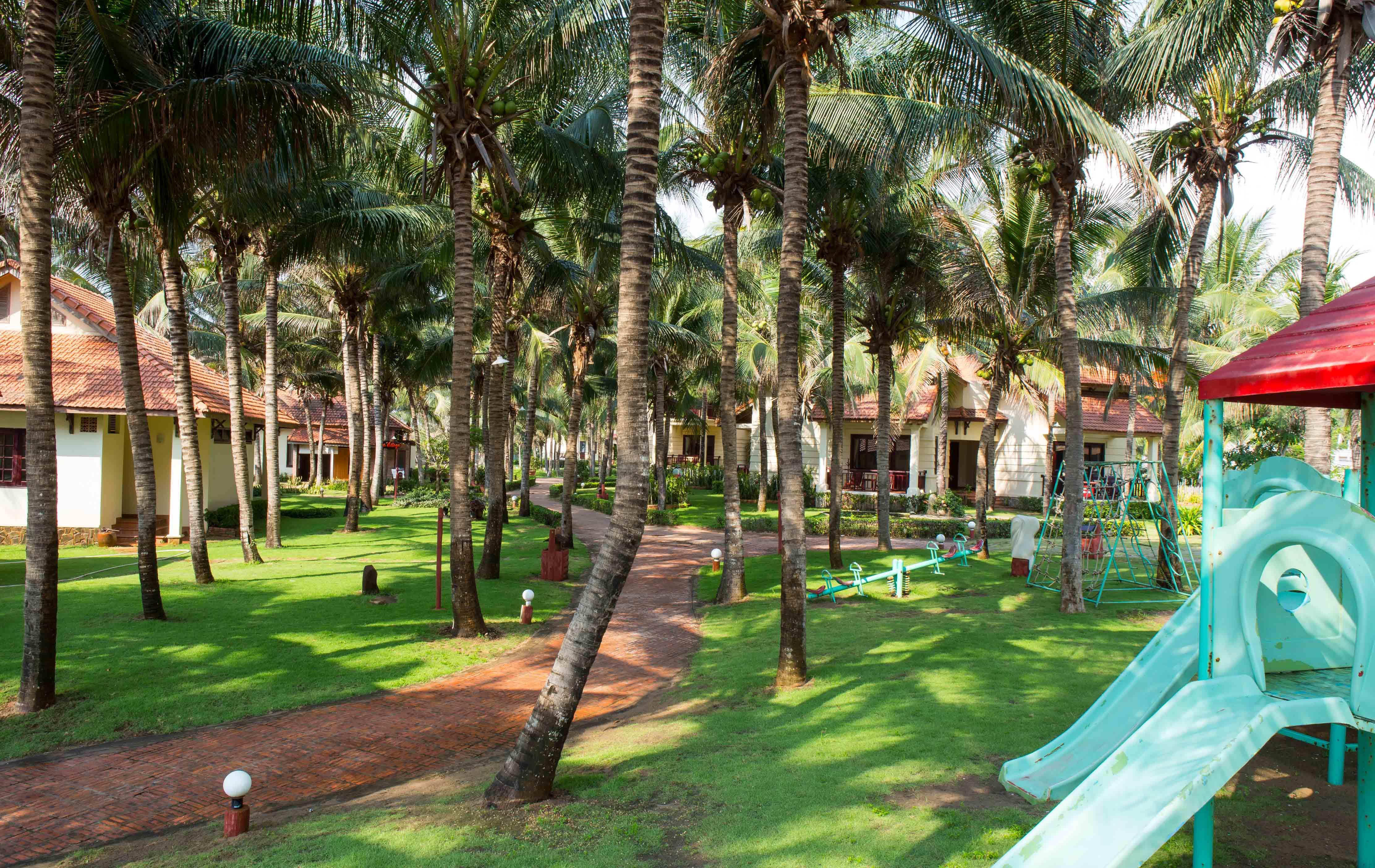 Golden Coast Resort & Spa Phan Thiet Bagian luar foto